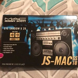 MAC Jeremy Scott Eye Shadow X29 Palette